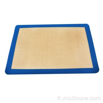 Tapis de cuisson en silicone antiadhésif perforé à la chaleur perforée